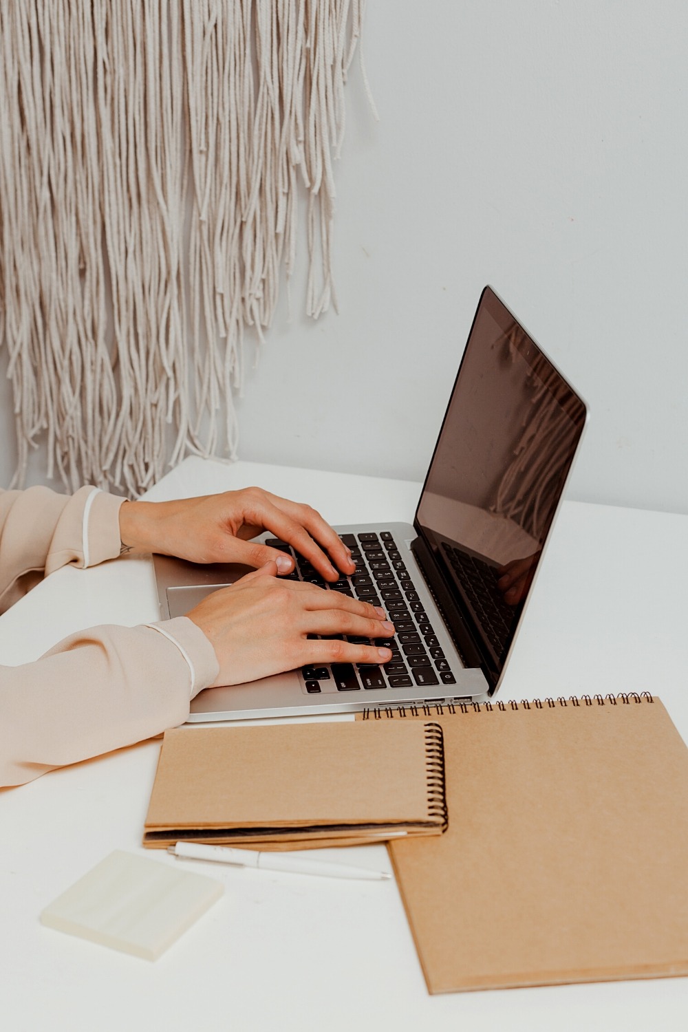 Trabalho online sem pagar nada: 5 Dicas